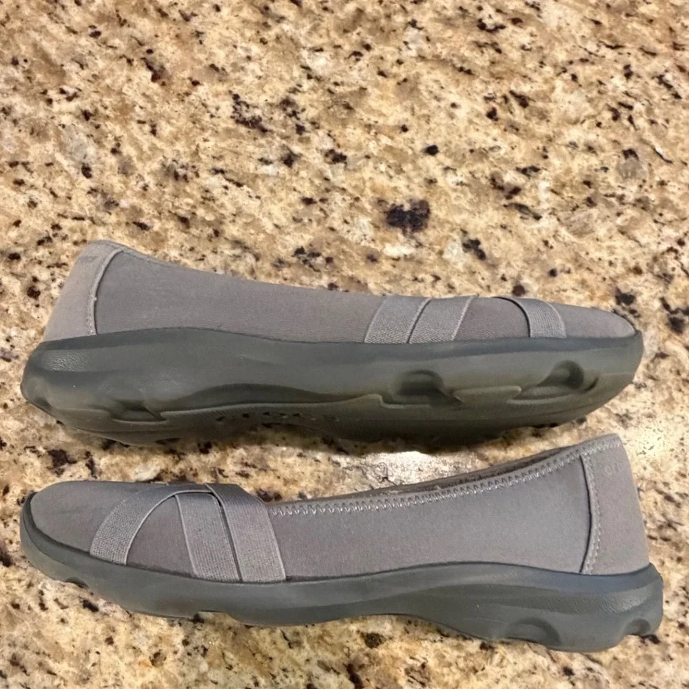 Crocs Busy Day Crisscross Ballet Flat Womens Size 10 Gray Comfort 205339